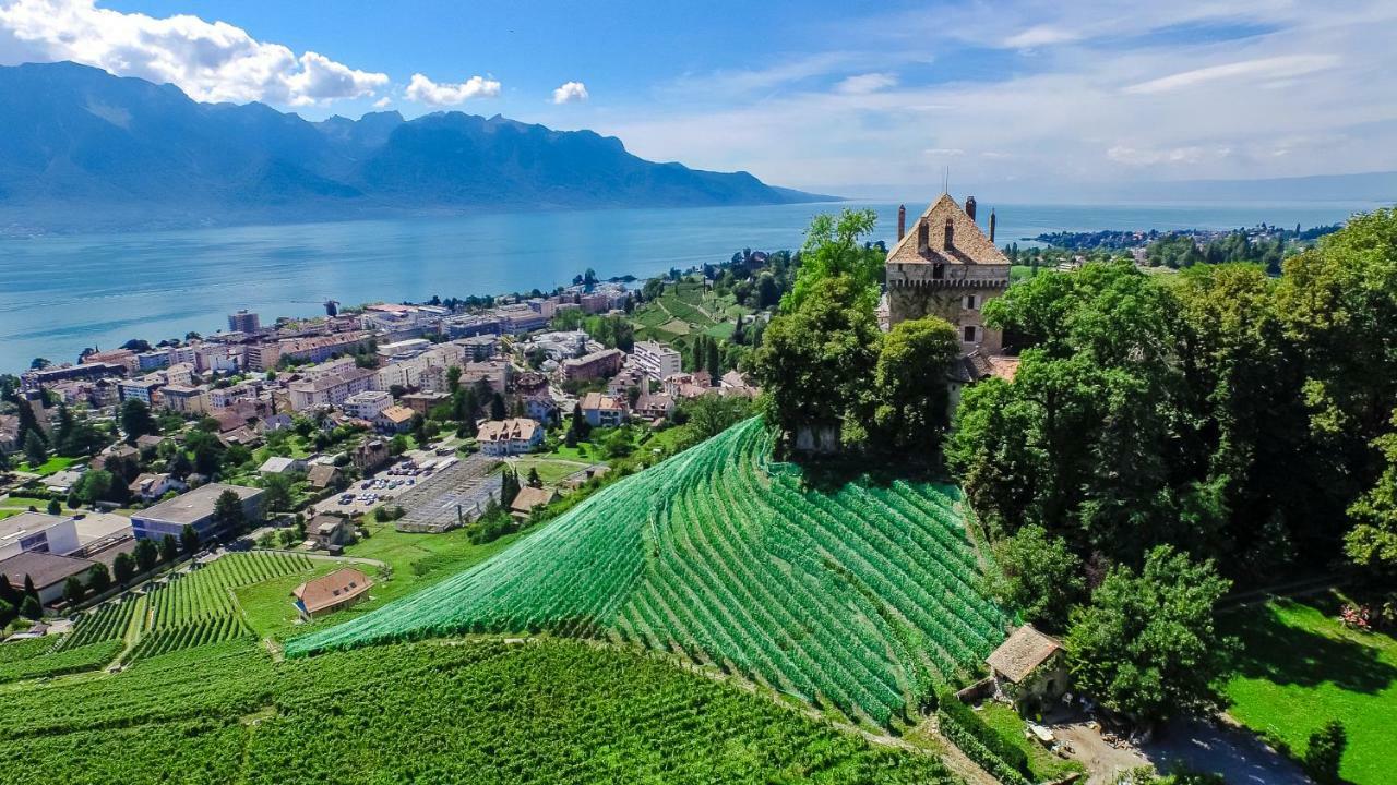 Chateau Du Chatelard Монтрё Экстерьер фото